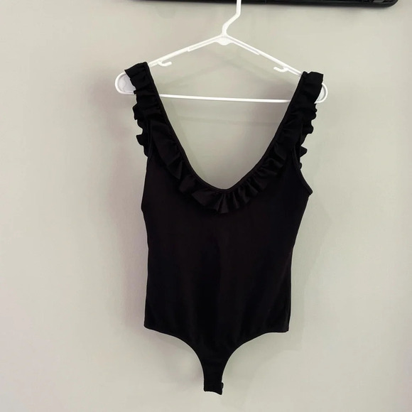 Free People Intimately - Black Ruffle Low Back Bodysuit - Size Small - EUC! - Picture 2 of 7